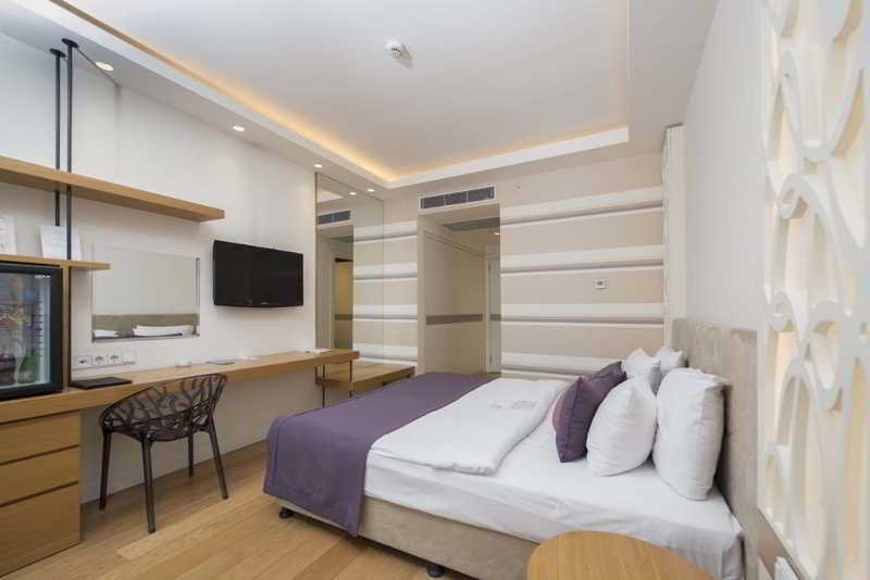 Wes Hotel Kocaeli Exterior photo